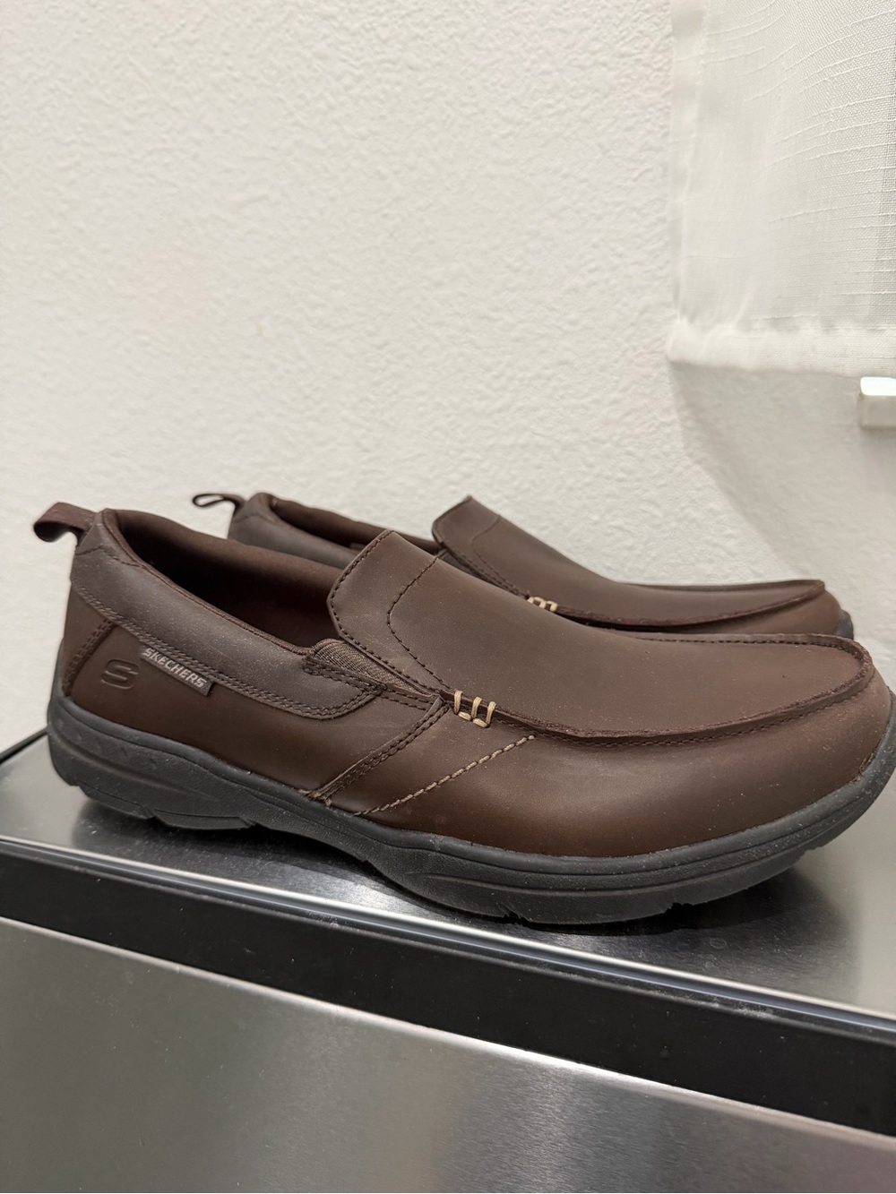 Skechers Harper Ford Men’s Brown Slip-On Casual Loafers